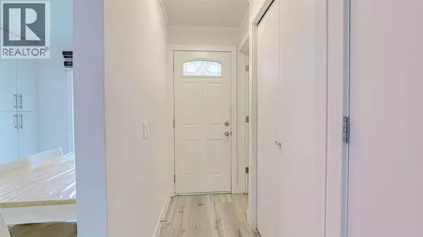 Calgary, AB T2A6M4,559 Abinger Road NE