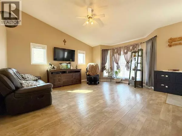 Wainwright, AB T9W0A6,2905 10 Avenue