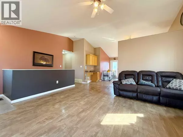 Wainwright, AB T9W0A6,2905 10 Avenue