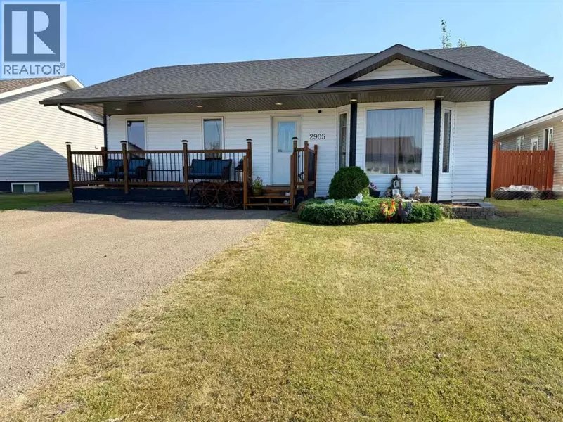 2905 10 Avenue, Wainwright, AB T9W0A6