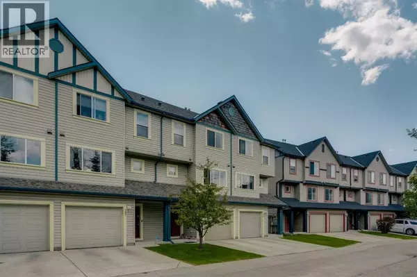 135 Copperfield Lane SE, Calgary, AB T2Z4S9