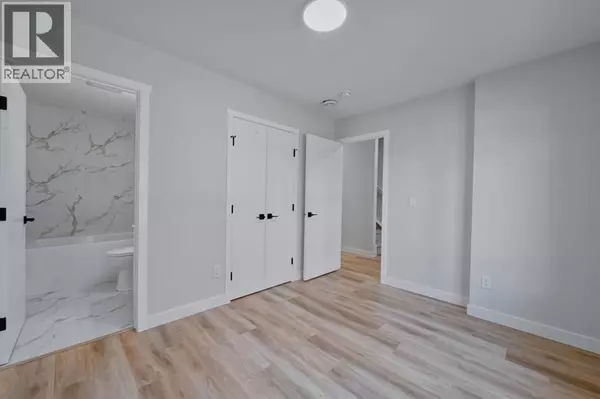 Calgary, AB T3N2N8,203, 90 corner meadows Manor