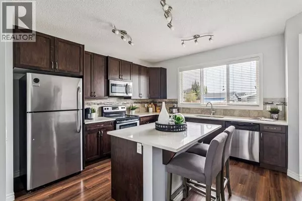 91 River Heights Green, Cochrane, AB T4C0Y4