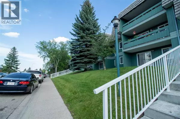 Calgary, AB T2W2T6,6202, 315 Southampton Drive SW