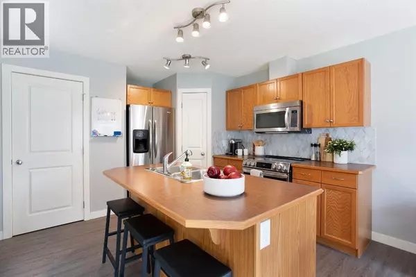 Airdrie, AB T4A2L3,1405, 800 Yankee Valley Boulevard SE