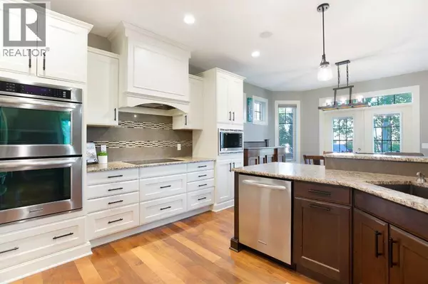 Airdrie, AB T4B0Z9,102 Cooperstown Lane SW