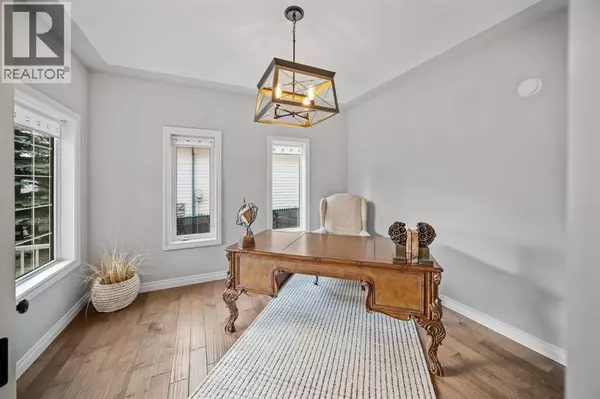 Cochrane, AB T4C1W2,187 Gleneagles View