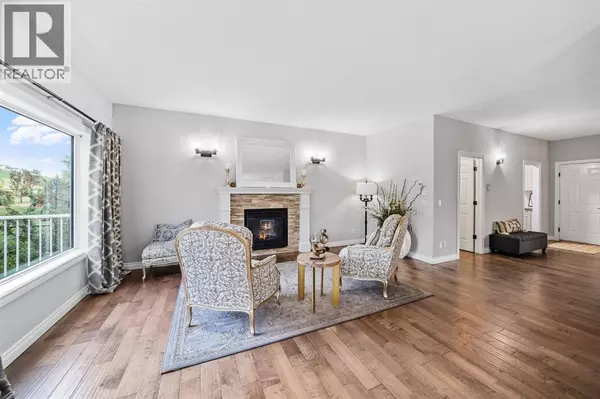 Cochrane, AB T4C1W2,187 Gleneagles View