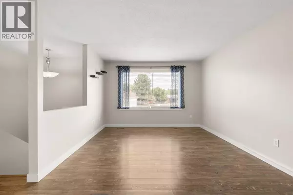 Medicine Hat, AB T1A7X6,37 Link Court SW