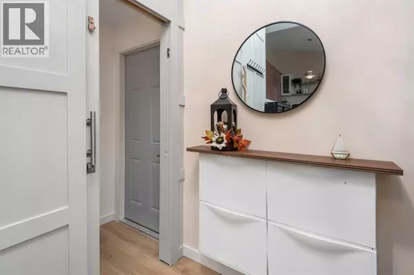 Calgary, AB T2W4K5,212 Woodbine Boulevard SW