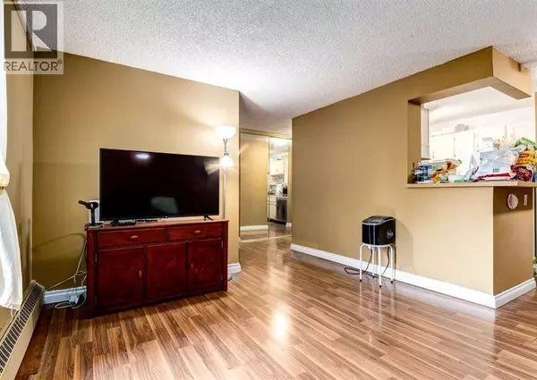 Calgary, AB T3B5E6,308, 8604 48 Avenue NW
