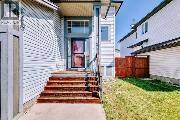 Airdrie, AB T4B0C6,2128 Luxstone Boulevard SW