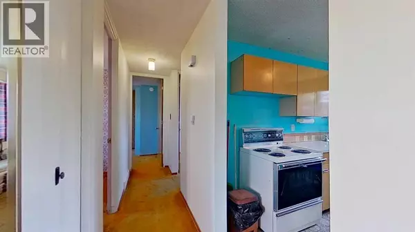 Calgary, AB T3C2W3,236 Westwood Drive SW