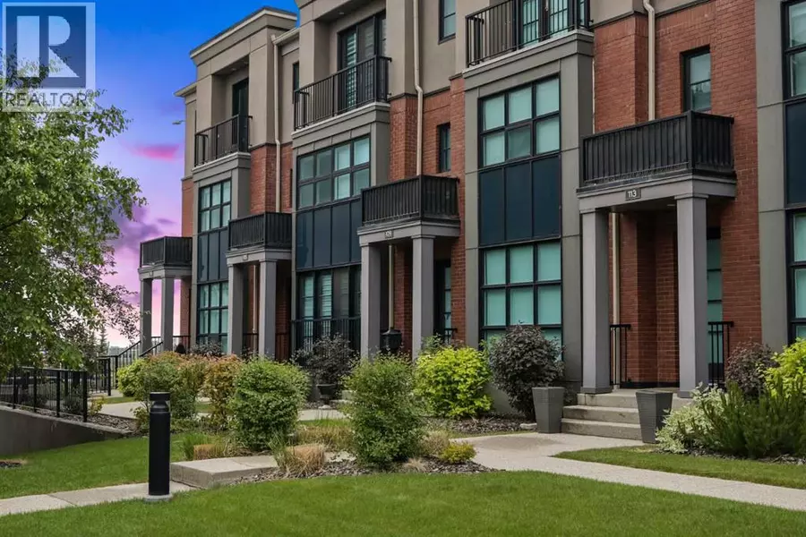 109 Aspen Meadows Hill SW, Calgary, AB T3H0G3