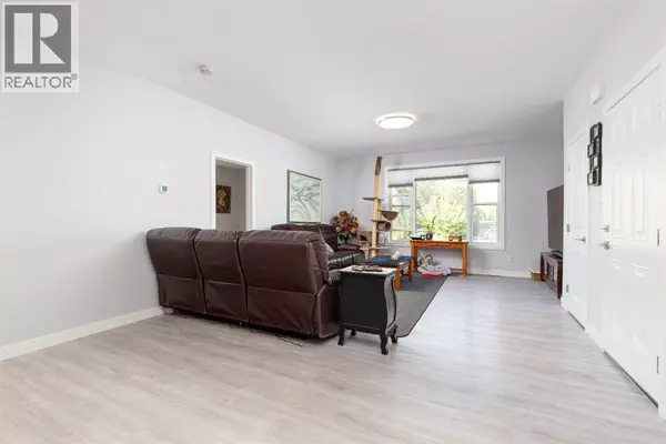 Lethbridge, AB T1H2T9,1408 13 Street N