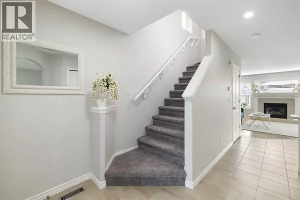 Calgary, AB T3G5K5,35 Royal Birch Road NW