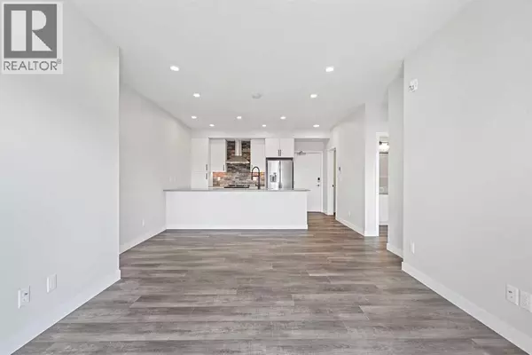 Calgary, AB T2C5W9,216, 255 Les Jardins Park SE