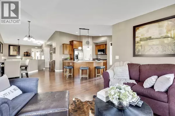 Calgary, AB T3K0L4,110 Covecreek Place NE