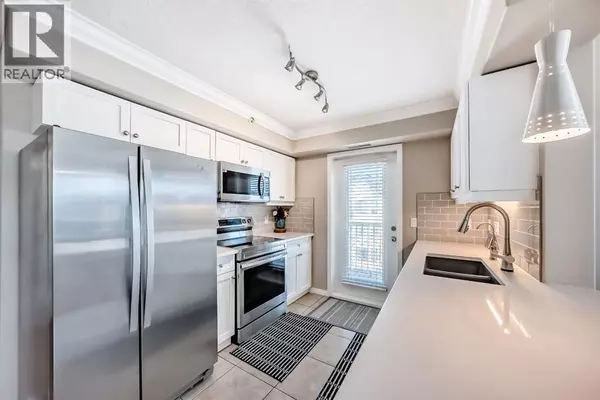 Calgary, AB T2V5L1,404, 736 57 Avenue SW