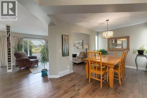 Calgary, AB T3H4L9,21 Springbank Rise SW