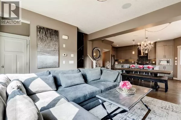 2, 4613 17 Avenue NW, Calgary, AB T3B0P3