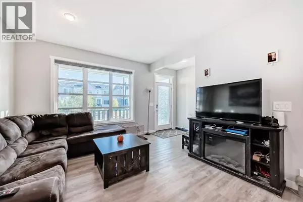 Calgary, AB T3S0E7,7468 202 Avenue SE