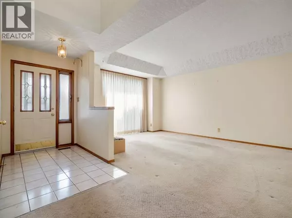 Lethbridge, AB T1K5Z5,87 Edgewood Boulevard W