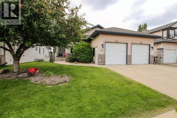 49 Leung Close, Red Deer, AB T4R2W6