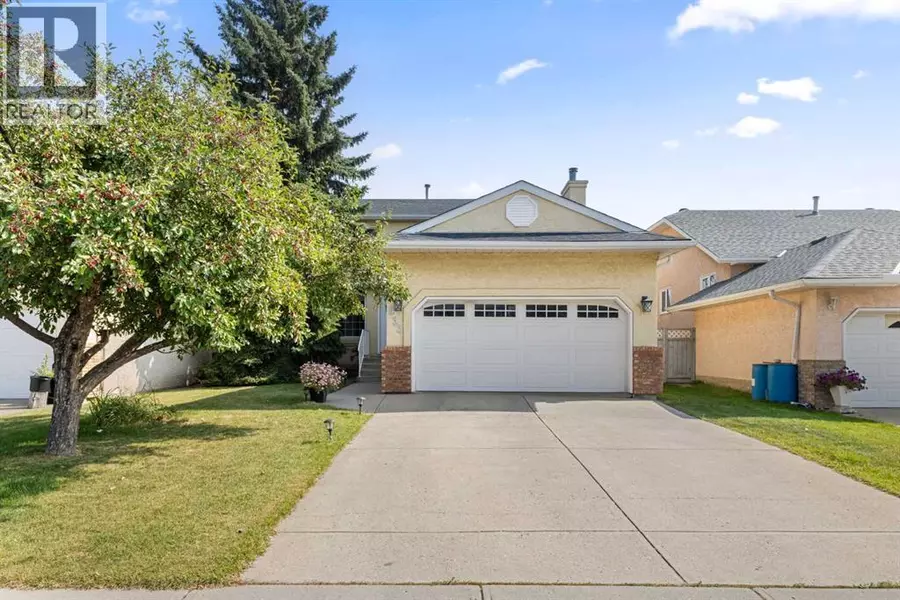 933 Applewood Drive SE, Calgary, AB T2A7N3