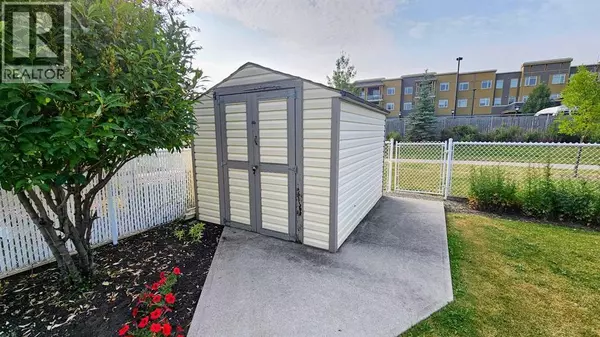 Sundre, AB T0M1X0,621 6 Avenue SW