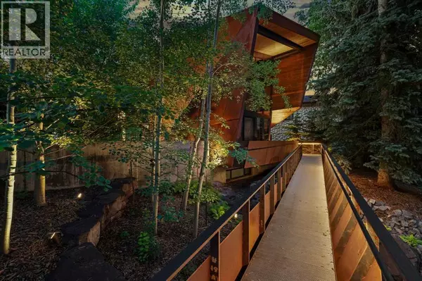 Calgary, AB T2T0Z6,1308 Montreal Avenue SW