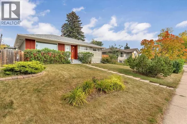 Calgary, AB T3C3L6,4920 Worcester Drive SW