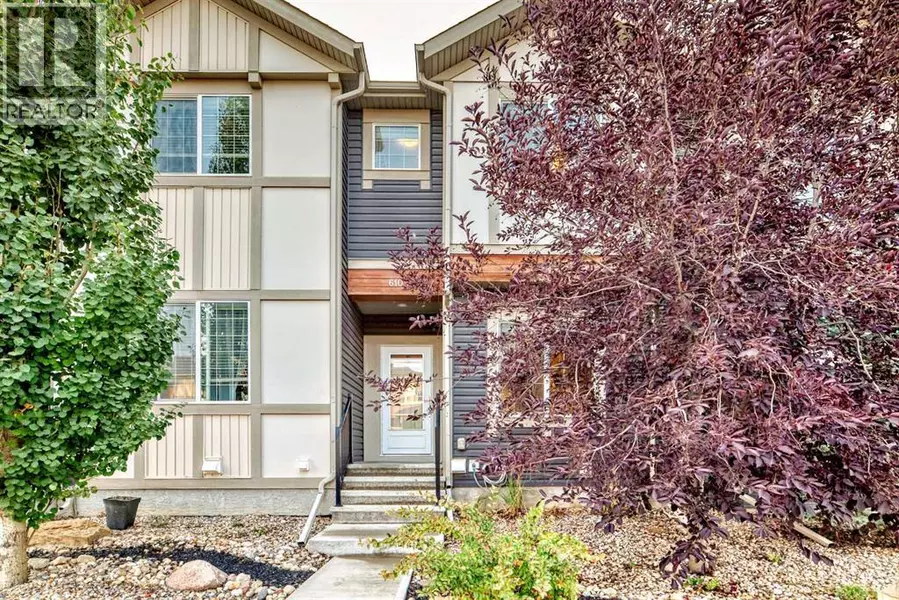610 Hillcrest Road SW, Airdrie, AB T4B4C8
