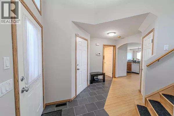Calgary, AB T2Y4E8,192 Somerglen Common SW