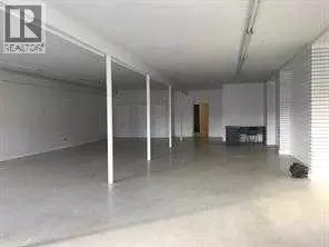 Fox Creek, AB T0H1P0,8 commercial court