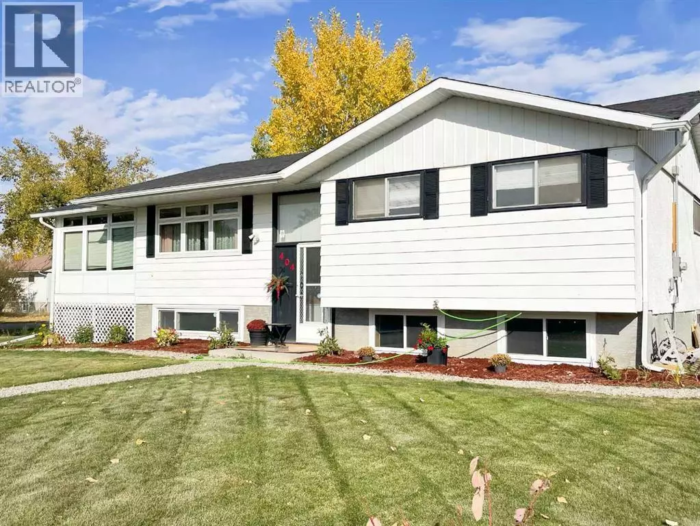 Carmangay, AB T0L0N0,404 Whitney