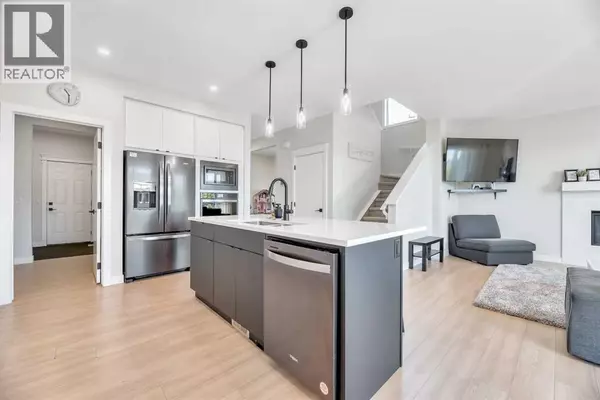 Airdrie, AB T4B5G1,656 Reynolds Crescent SW