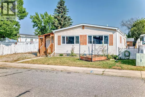 Strathmore, AB T1P1E8,842 Briarwood Road