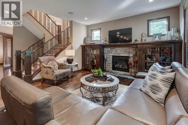 Chestermere, AB T1X1W4,465 marina Drive