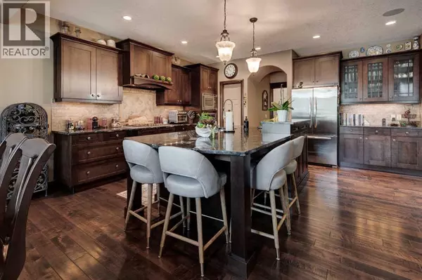 Chestermere, AB T1X1W4,465 marina Drive