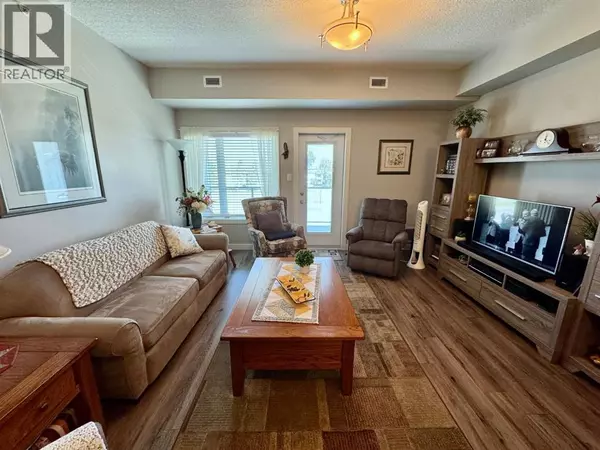 Lethbridge, AB T1K7G4,306, 173 Fairmont Boulevard S