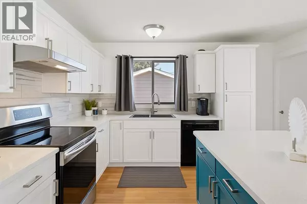 Cochrane, AB T4C1G8,14 Glenhill Crescent