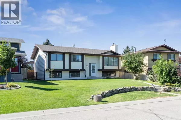 Cochrane, AB T4C1G8,14 Glenhill Crescent