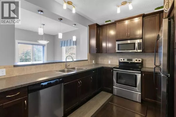 Calgary, AB T3P0E5,57 Evanscove Manor NW