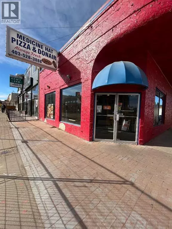 Medicine Hat, AB T1A0H3,570 3 Street SE