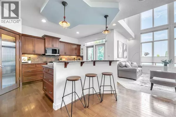 Calgary, AB T3B5Z3,39 Crestridge Way SW