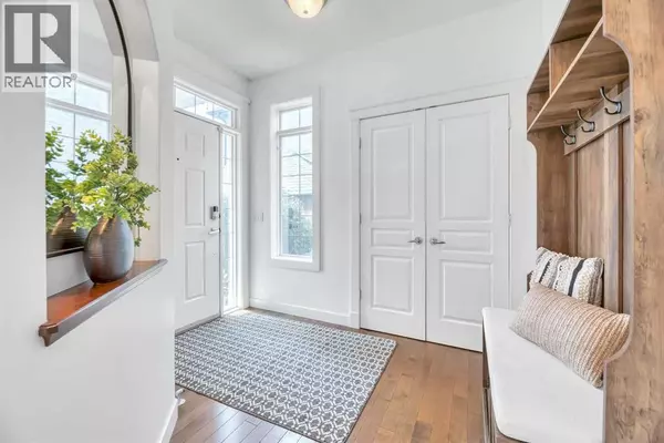 Calgary, AB T3B5Z3,39 Crestridge Way SW