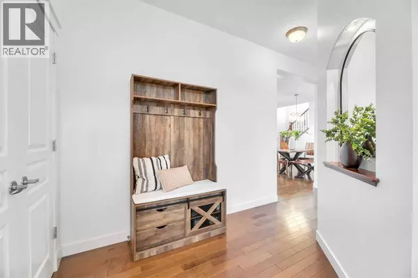 Calgary, AB T3B5Z3,39 Crestridge Way SW