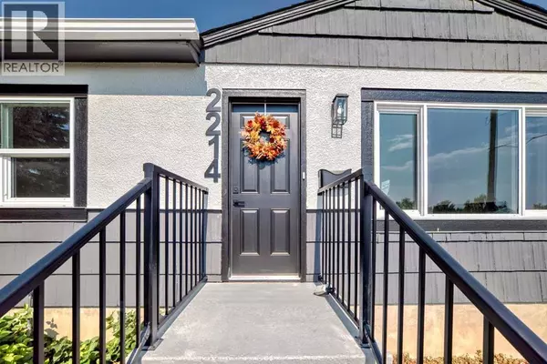 Calgary, AB T2T0G5,2412 17 Avenue SW