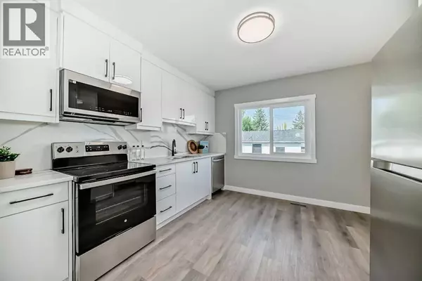 Calgary, AB T2T0G5,2412 17 Avenue SW